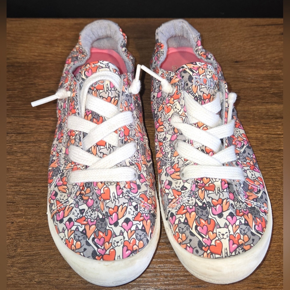 Ladies sz 7.5 Bob's from Skechers memory foam cat print shoes- worn once